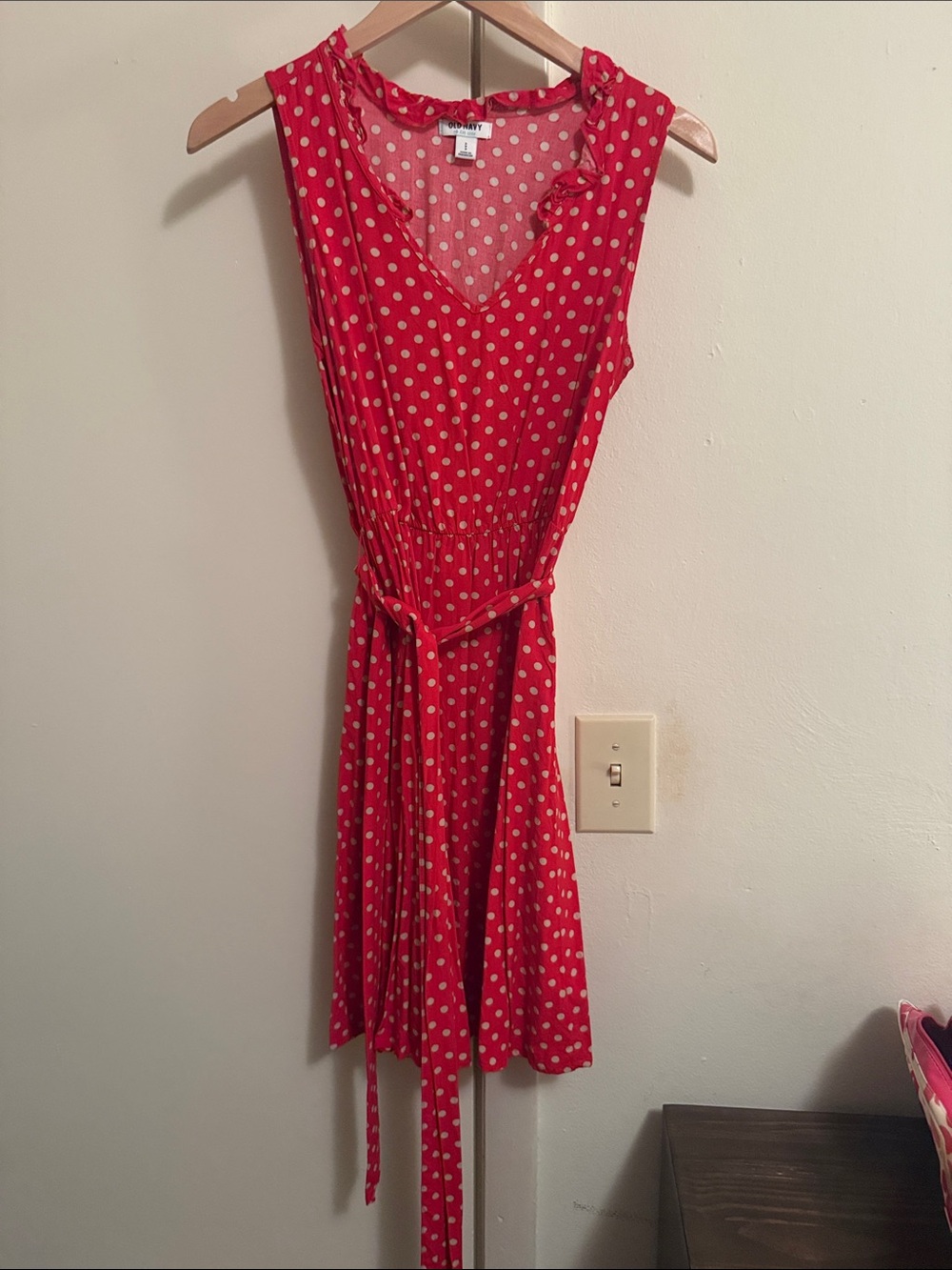 Old Navy Sleeveless Red Polka Dot V-Neck Dress with Waist Tie